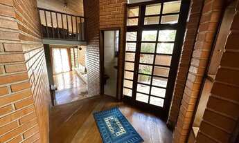 Imagem 5: Excelente residência em rua calma no bairro Pilarzinho com 302 m²