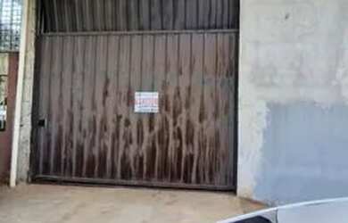 Imagem 3: Barracão com Residência no fundo