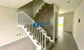 Imagem 2: Sobrado pronto pra morar com 02 suítes no bairro Areias - São José/SC