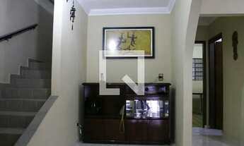 Imagem 3: Casa para Aluguel - Itaquera, 4 Quartos, 215 m2