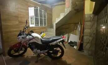 Imagem 7: 1 casa com 2 quitinetes com cobertura grande