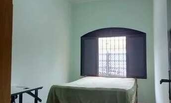 Imagem 6: Casa térrea, mobiliada, com 2 dormitórios, 3 vagas de garagem, boa localização, bairro Gui