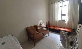 Imagem: Maravilhoso quarto e sala em Copacabana