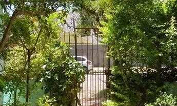 Imagem 2: Casa de madeira com 2 dormitórios no bairro Santa Cecília