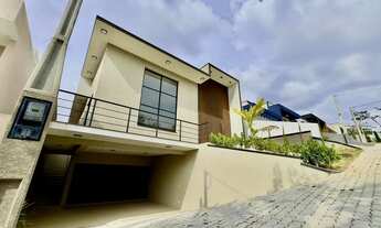 Imagem 2: Casa á venda no Condomínio Terras de Atibaia II em Atibaia , laser e segurança 24h para s