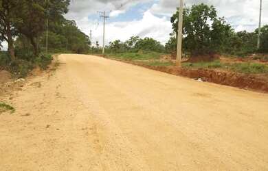 Imagem 2: Terreno de 5ha, com luz e água encanada, próximo a vários comércios e muito mais