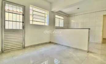 Imagem 2: Casa para locação com 3 quartos, 1 banheiro e uma vaga, Piratininga (Venda Nova), Belo Hor