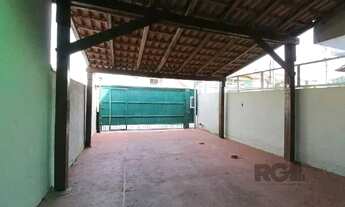 Imagem 4: Casa em Porto Alegre, no bairro Aberta dos Morros, com 2 dormitório(s), e 2 banheiros, à v