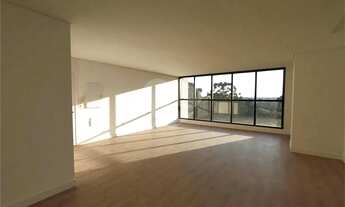 Imagem 2: Duplex para venda possui 185 metros quadrados com 3 quartos em Santo Inácio - Curitiba - P