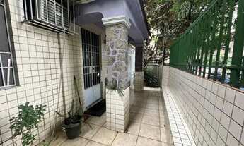 Imagem 2: VENDO ENCANTADORA CASA DUPLEX, RUA GRAJAÚ (GRAJAÚ) SÃO 156M² 6 QUARTOS, A 3 MINUTOS DA PRA