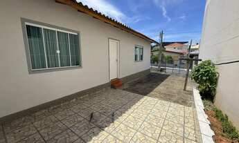 Imagem 2: Casa para alugar no Estreito, capoeiras, canto, bairro de Fátima, balneário