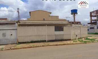 Imagem 3: QR 122 Ótimo Lt 193 m³ com 3 Casas Frente Estação Metrô Escriturada em Samambaia Sul - DF