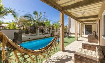 Imagem 4: Sobrado com 03 dormitórios sendo 01 suíte e 02 vagas de garagem Balneário Inajá Matinhos