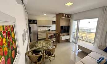 Imagem 4: Canto Norte - Viva a 50 metros da Praia: Apartamento Mobiliado com Vista para o Mar