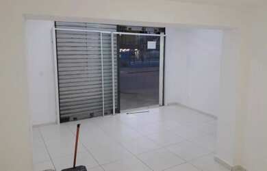 Imagem 4: VENDE-SE - 2 CASAS + LOJA COMERCIAL