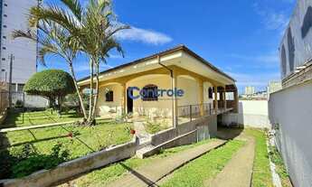 Imagem: Casa à venda no bairro Ipiranga - São