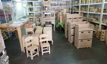 Imagem 3: Loja de artesanato em MDF com 140m²