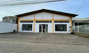 Imagem: Galpão / Barracão para locação, praça