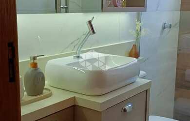 Imagem 3: BELÍSSIMO APARTAMENTO À VENDA DIRETO COM PROPRIETÁRIO, REFORMADO E BEM LOCALIZADO