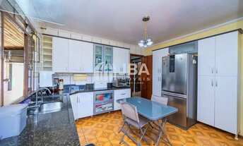 Imagem 5: LINDA CASA TÉRREA EM COLOMBO COM 205,00M²