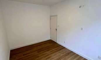 Imagem 3: 2 Quartos (Suíte) - 100% Reformado - Viva o Charme da Vidal Ramos no Coração do Centro de