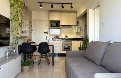 Imagem 4: Oportunidade Imperdível no Centro de Balneário Piçarras com Vista para o Mar!