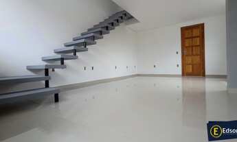 Imagem 2: Sobrado para Venda em Palhoça, Bela Vista, 2 dormitórios, 2 banheiros, 1 vaga