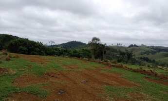 Imagem 4: Lote/Terreno para venda possui 600 metros quadrados em Recanto das Águas - Igaratá - SP