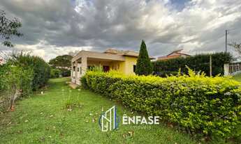 Imagem 4: Casa de condomínio para venda possui 1000 metros quadrados com 3 quartos