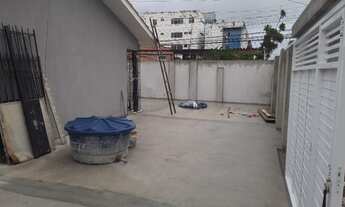 Imagem 6: Casa de esquina com 2 dormitórios