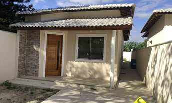 Imagem 3: Casa com três quartos pertinho da praia de Itaipuaçu! Confira!