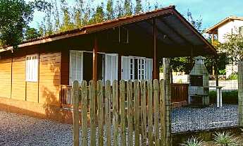 Imagem 6: Linda casa em Imbituba, localizada no bairro Alto Arroio a 200 metros até a lagoa