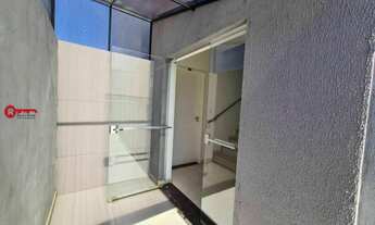 Imagem 2: Apartamento a Venda com O2 Quartos, Linhas de Ônibus na Porta, Localizado a 20 minutos de