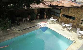 Imagem 3: Excelente casa Alto Padrão, 6 (seis) quartos, 8 (oito) vagas no bairro Santa Amélia - Belo