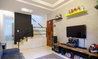 Imagem: Linda casa para venda no centro de Cotia