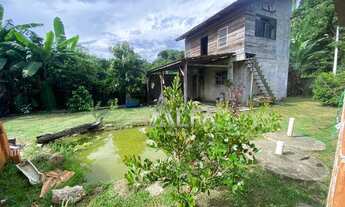 Imagem: Casa com terreno amplo à venda por R$ 371.000