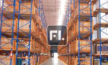 Imagem 2: Galpão para alugar, 818 m² por R$ 17.996,00/mês - Cidade Industrial de Curitiba - Curitiba