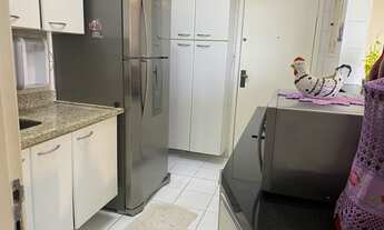 Imagem 7: Apartamento para venda possui 90 metros quadrados com 3 quartos em Enseada - Guarujá - SP