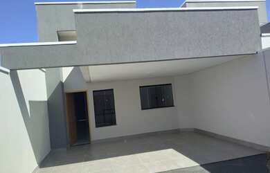 Imagem 4: Goiânia 2 Casa com 3 dormitórios