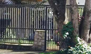 Imagem 2: Sobrado com 3 dormitórios para alugar, 210 m² por R$ 4.950,00/mês - Jardim - Santo André/S