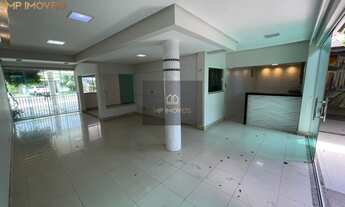 Imagem 2: Casa de condomínio para venda possui 200 metros quadrados com 5 quartos