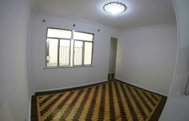 Imagem 2: Bonsucesso , 2 quartos, Apto fundos , silencioso , Ótima localização , 80M22