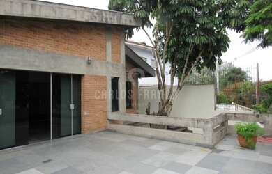 Imagem 4: Casa de 270m² com 6 salas, 4 banheiros, cozinha, quintal, edícula, 4 vagas no Sumaré