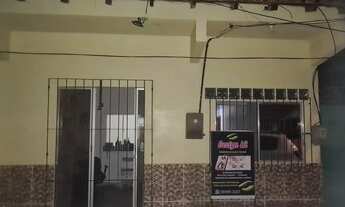 Imagem: Duas casas próximas de tudo