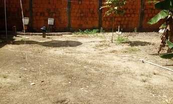 Imagem 6: Vendo Casa com 2 dormitórios