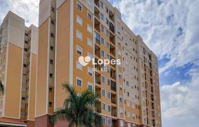 Imagem 3: Oportunidade - Apartamento 60m2, 2 garagens cobertas, 100% reformado, oitavo andar, 3 quar