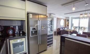 Imagem 2: Apartamento de 3 dormitórios (2 suítes) - 2 vagas de garagem no bairro Itacorubi