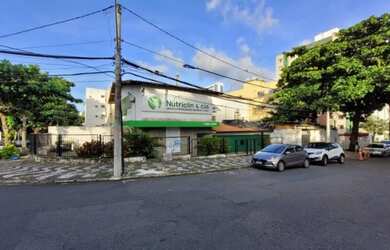 Imagem 4: Excelente casa comercial com 8 ambientes pra locação na Pituba