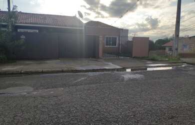 Imagem: Aluga-se casa com ponto comercial