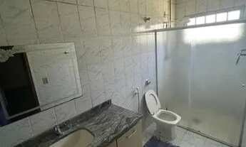 Imagem 6: Casa para aluguel e venda possui 236 metros quadrados com 5 quartos